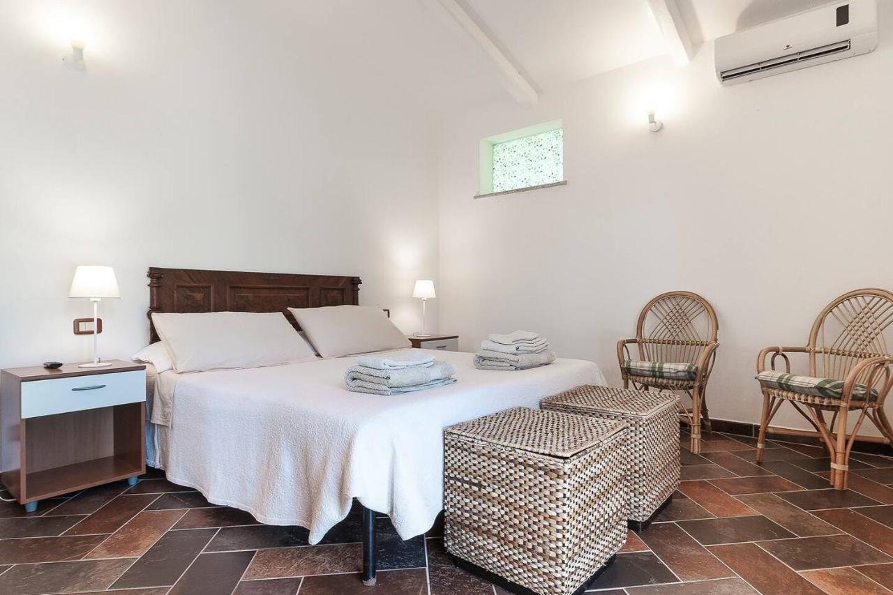 La Cesa Holiday House سان فيليس سيرسيو المظهر الخارجي الصورة